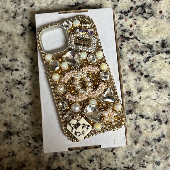 Accessories - iPhone case | iPhone 13